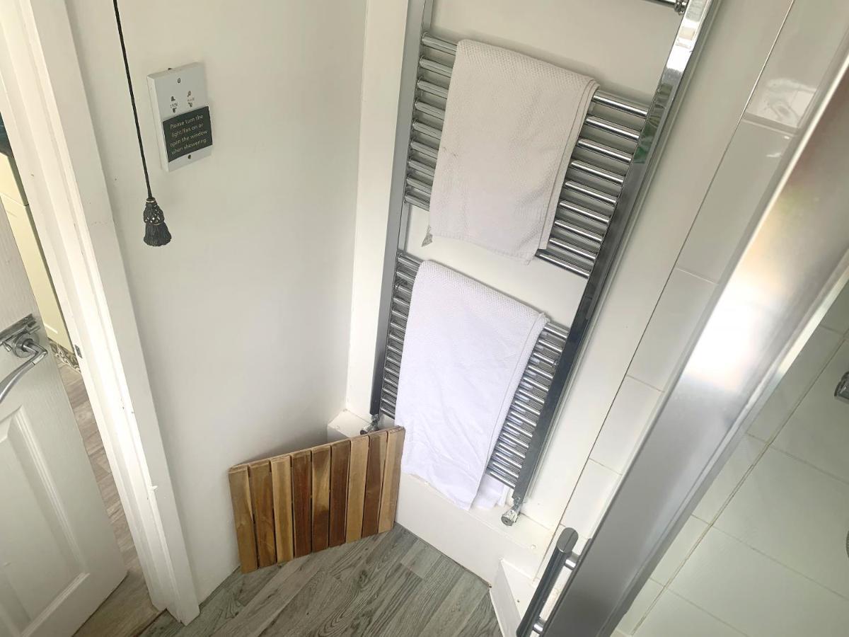 Stay In The Heart Of York At The Hampden - Free Parking - York Holiday Home Ngoại thất bức ảnh