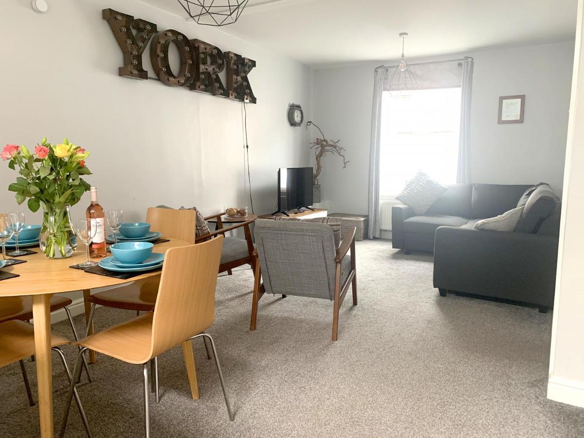 Stay In The Heart Of York At The Hampden - Free Parking - York Holiday Home Ngoại thất bức ảnh