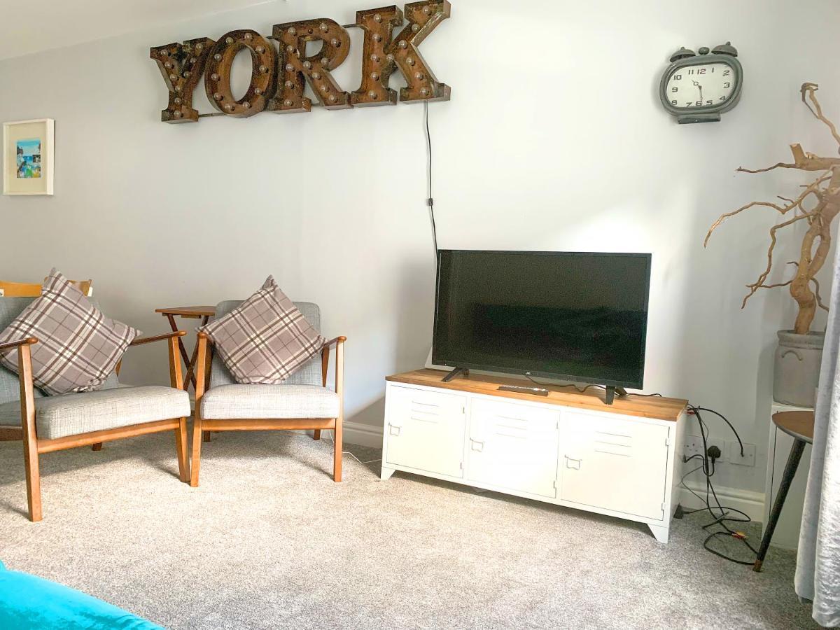 Stay In The Heart Of York At The Hampden - Free Parking - York Holiday Home Ngoại thất bức ảnh